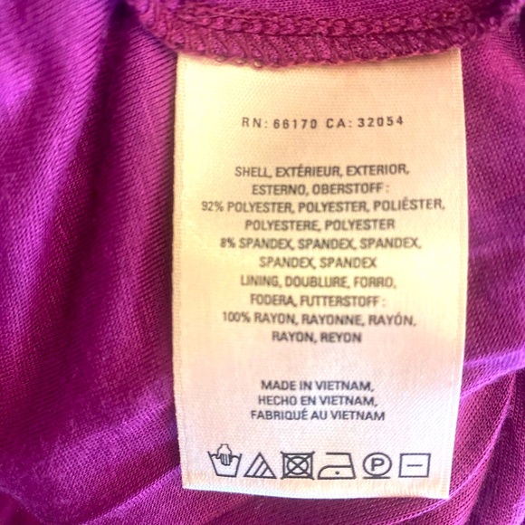 Magenta lace v neck dress 🩷 - Picture 14 of 14